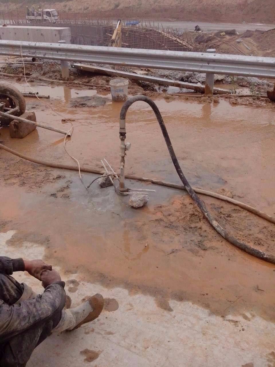深泽路基压密注浆